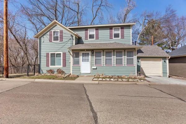$335,000 | 1016 Linden Street West, Stillwater, MN 55082