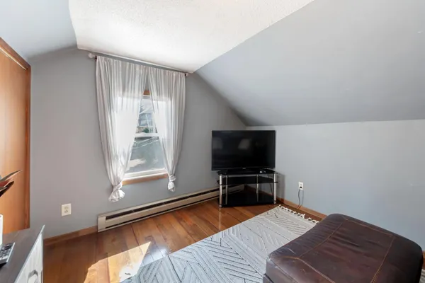 $335,000 | 1016 Linden Street West, Stillwater, MN 55082