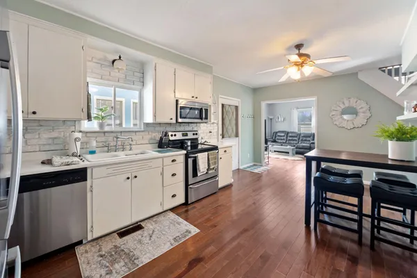 $335,000 | 1016 Linden Street West, Stillwater, MN 55082