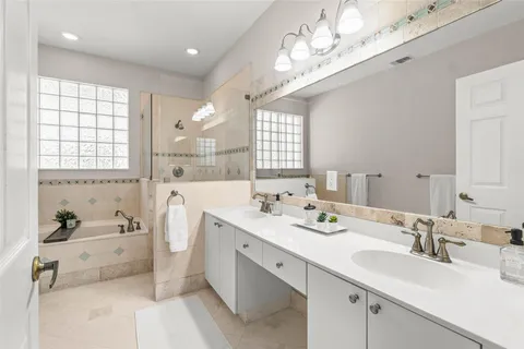 $825,000 | 5260 Northwest 112th Way, Coral Springs, FL 33076