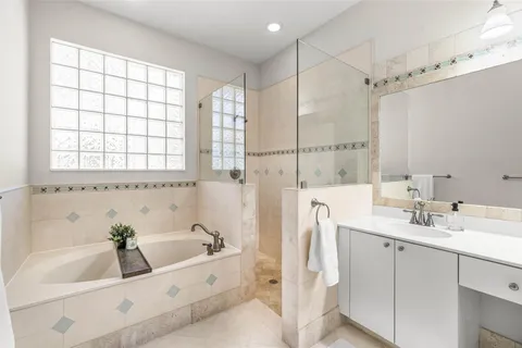 $825,000 | 5260 Northwest 112th Way, Coral Springs, FL 33076