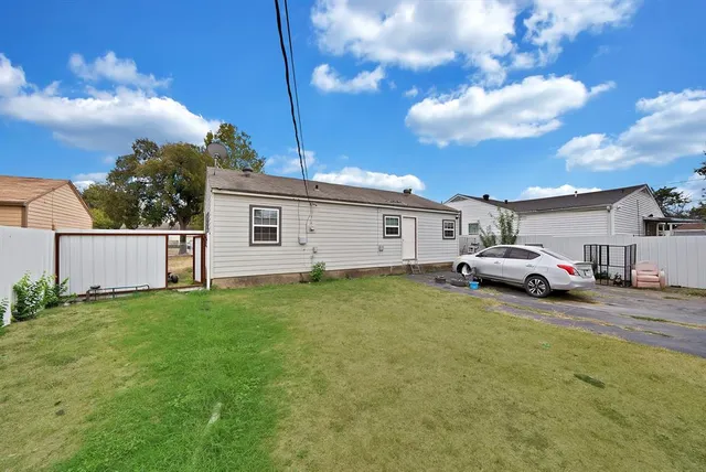 $230,000 | 723 Ryan Road, Dallas, TX 75224