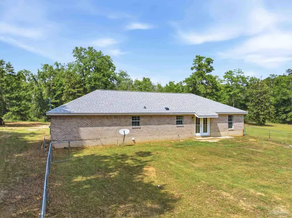 $394,900 | 711 Nancy Lane, Molino, FL 32577