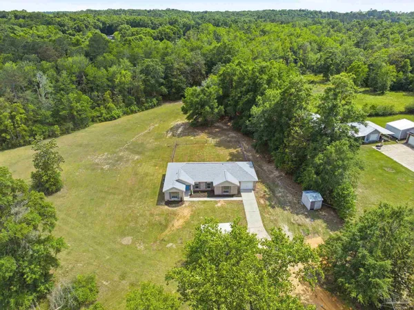 $394,900 | 711 Nancy Lane, Molino, FL 32577