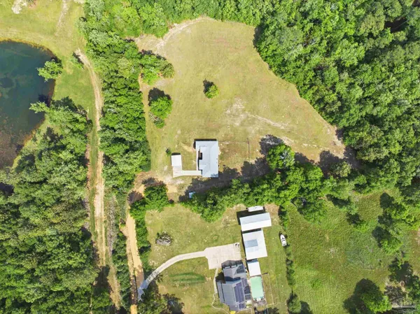 $394,900 | 711 Nancy Lane, Molino, FL 32577