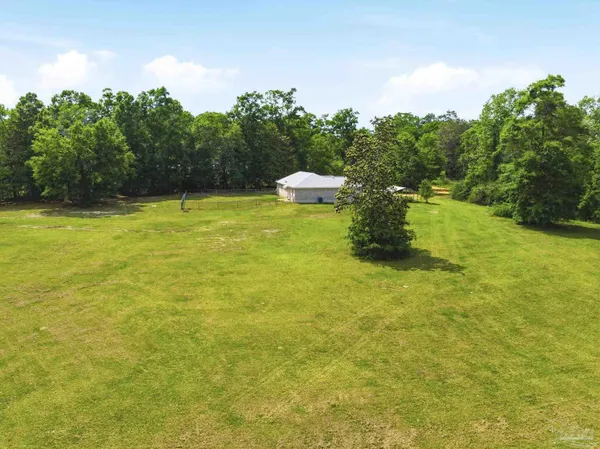 $394,900 | 711 Nancy Lane, Molino, FL 32577