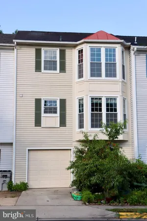 $479,900 | 8980 Cannon Ridge Drive, Manassas, VA 20110