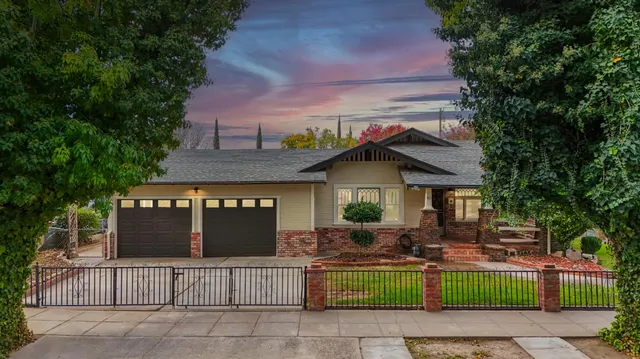 $424,999 | 301 South 3rd Street, Patterson, CA 95363