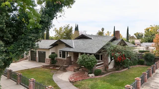 $424,999 | 301 South 3rd Street, Patterson, CA 95363