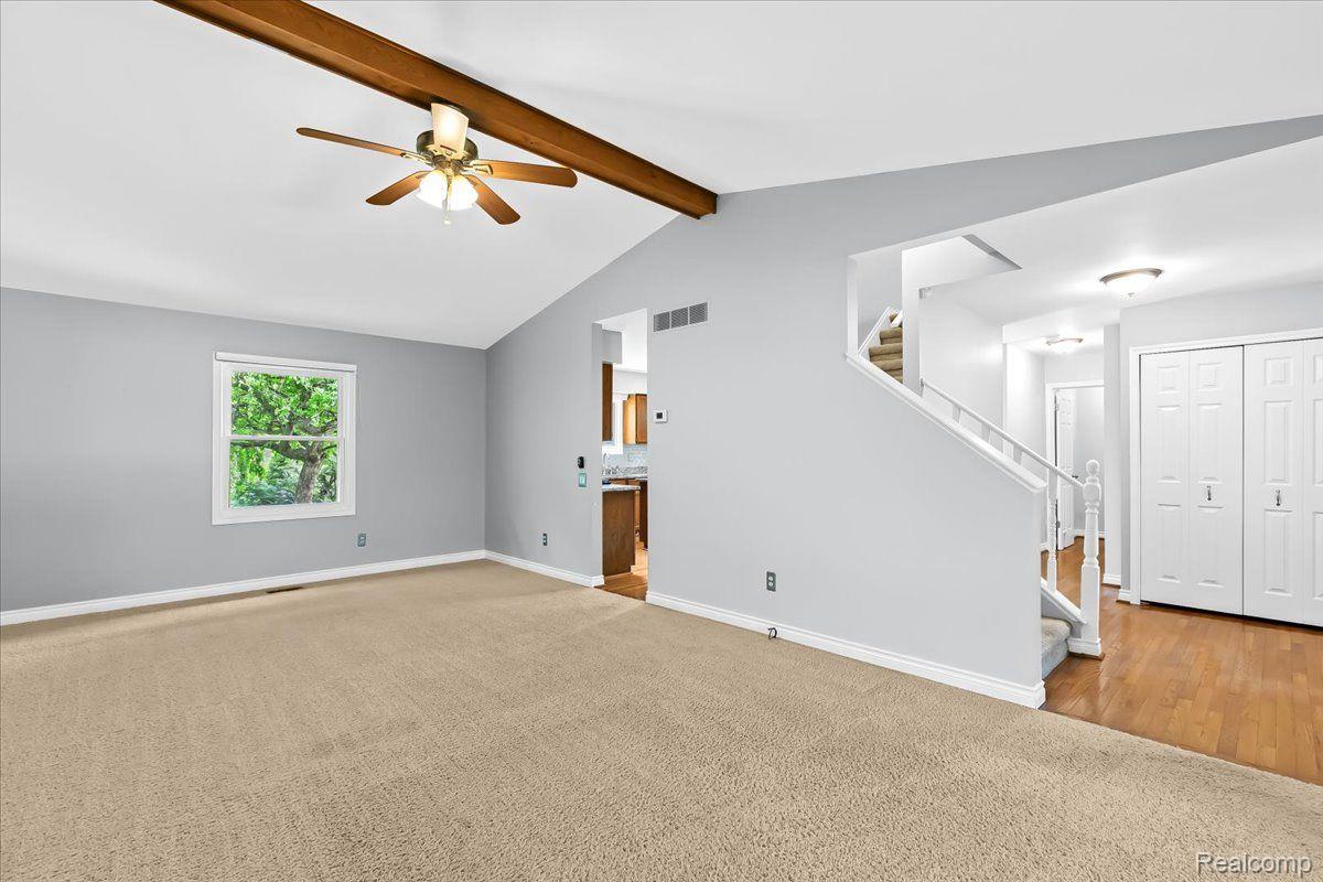 754 Kentucky Drive Rochester, MI 48307 - Photo 6 of 29 Gallery Image 6