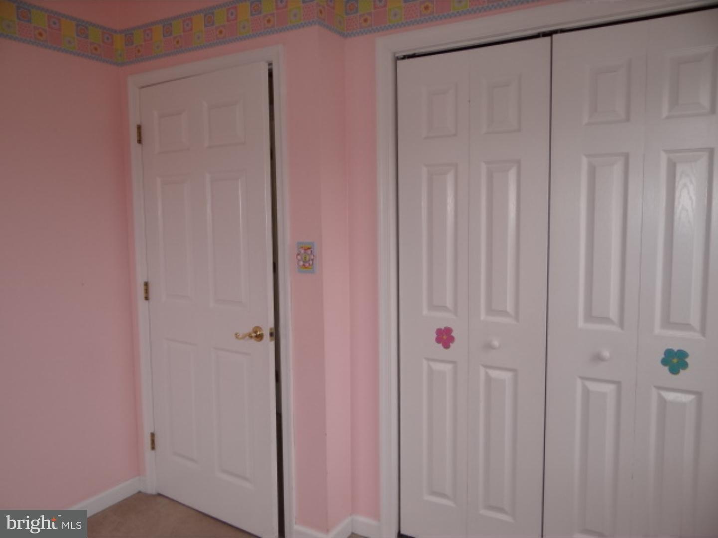 213 Hayes Street Carneys Point, NJ 08069 - Photo 14 of 20 Gallery Image 14