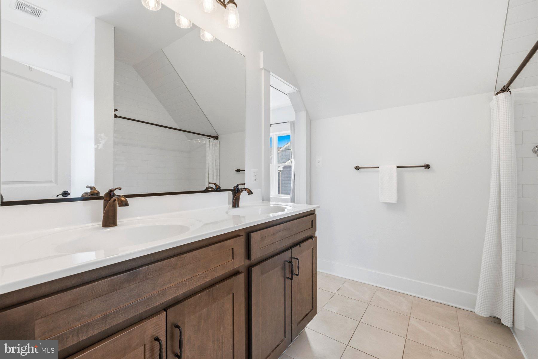 6724 Hemlock Point Road New Market, MD 21774 - Photo 22 of 51 Dual vanities, gorgeous cabinets.
