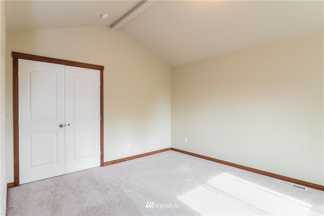 16133 2nd Avenue Southeast Bothell, WA 98012 - Photo 12 of 20