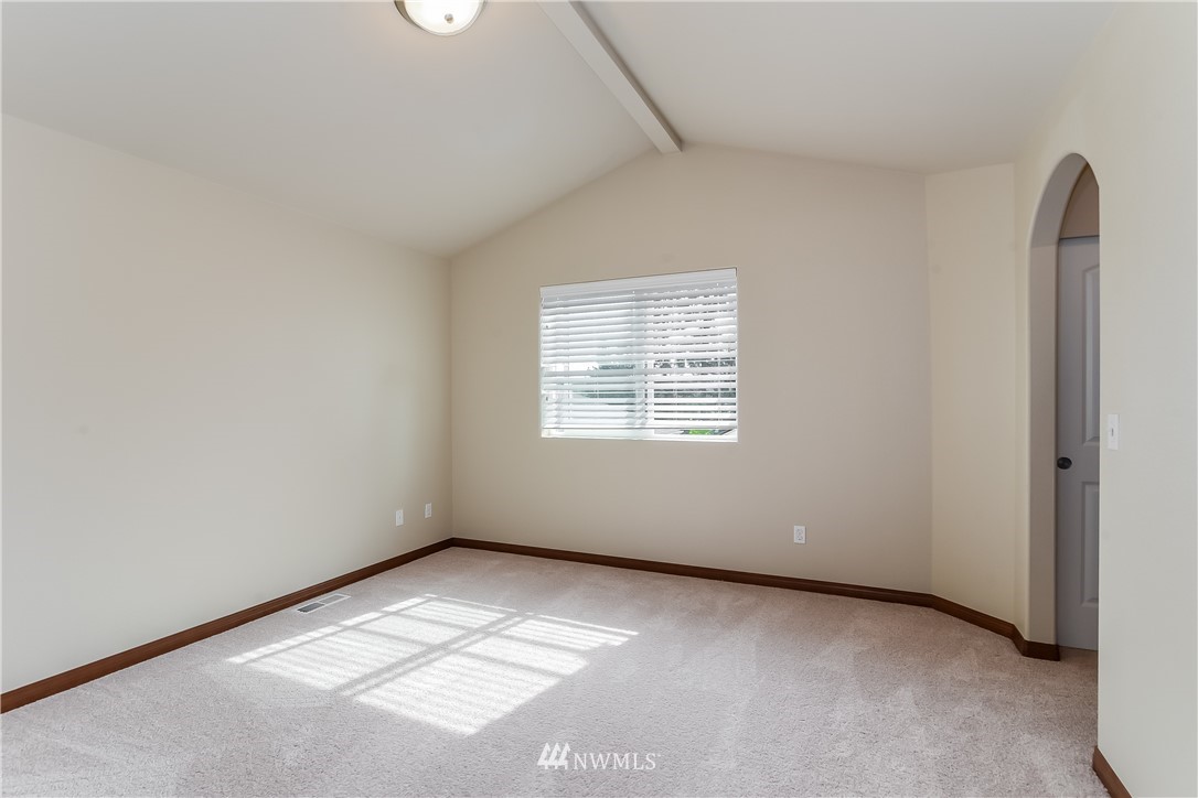 16133 2nd Avenue Southeast Bothell, WA 98012 - Photo 13 of 20
