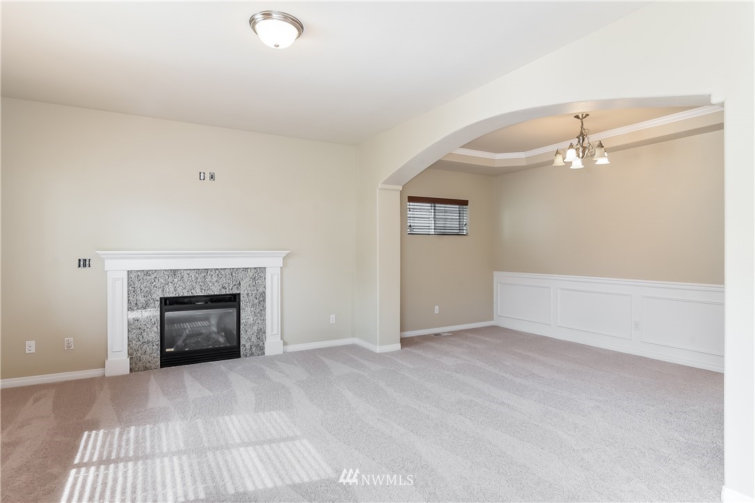 16133 2nd Avenue Southeast Bothell, WA 98012 - Photo 4 of 20