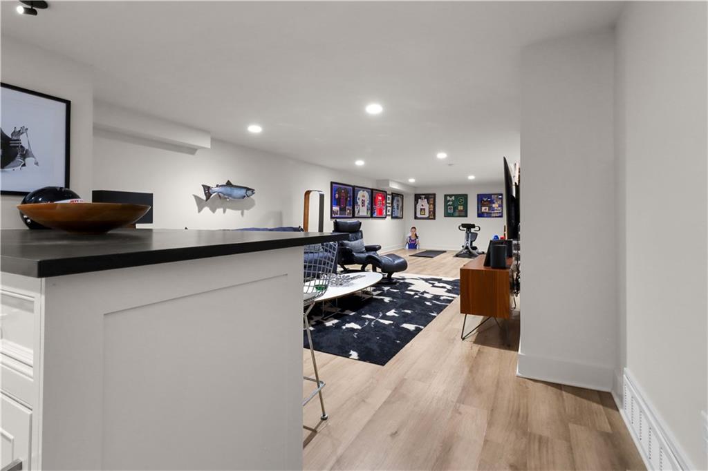 9825 Overbrook Road Leawood, KS 66206 - Photo 42 of 57 Gallery Image 42