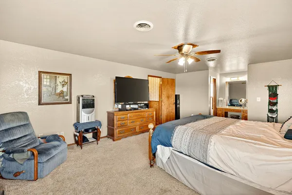 $639,000 | 13807 Dallas Road, Hickman, CA 95323