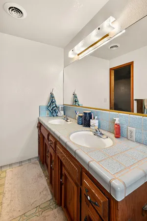 $639,000 | 13807 Dallas Road, Hickman, CA 95323