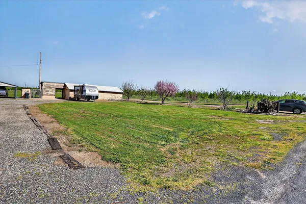 $639,000 | 13807 Dallas Road, Hickman, CA 95323