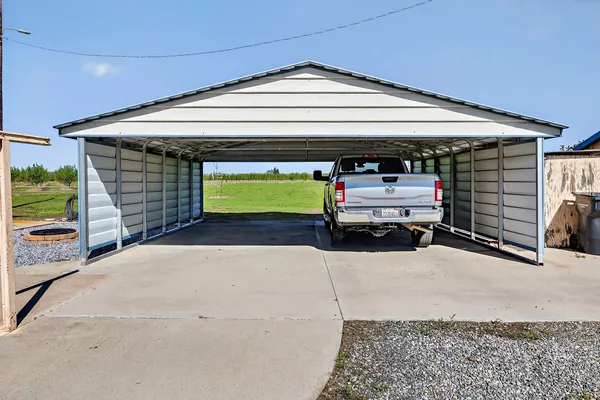 $639,000 | 13807 Dallas Road, Hickman, CA 95323