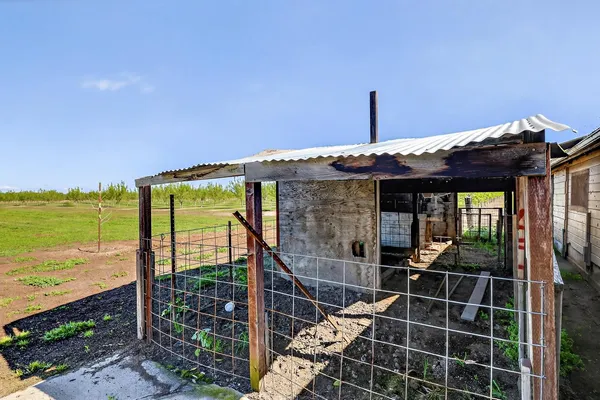 $639,000 | 13807 Dallas Road, Hickman, CA 95323