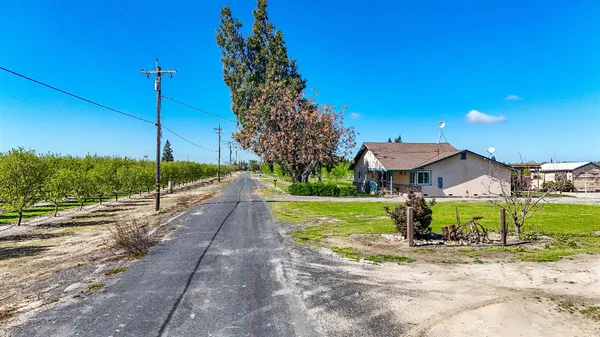 $639,000 | 13807 Dallas Road, Hickman, CA 95323