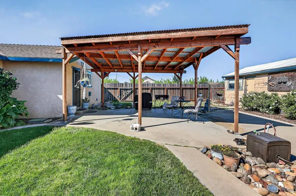 $639,000 | 13807 Dallas Road, Hickman, CA 95323