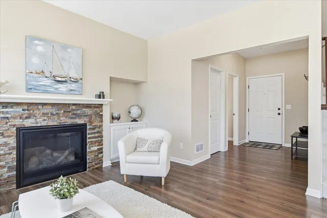 $440,000 | 10786 Retreat Lane, Woodbury, MN 55129