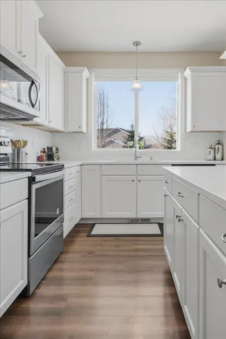 $440,000 | 10786 Retreat Lane, Woodbury, MN 55129