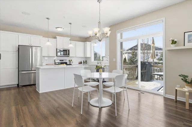 $440,000 | 10786 Retreat Lane, Woodbury, MN 55129