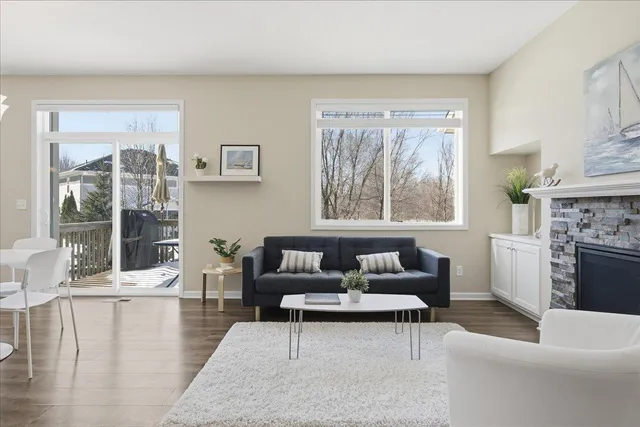 $440,000 | 10786 Retreat Lane, Woodbury, MN 55129