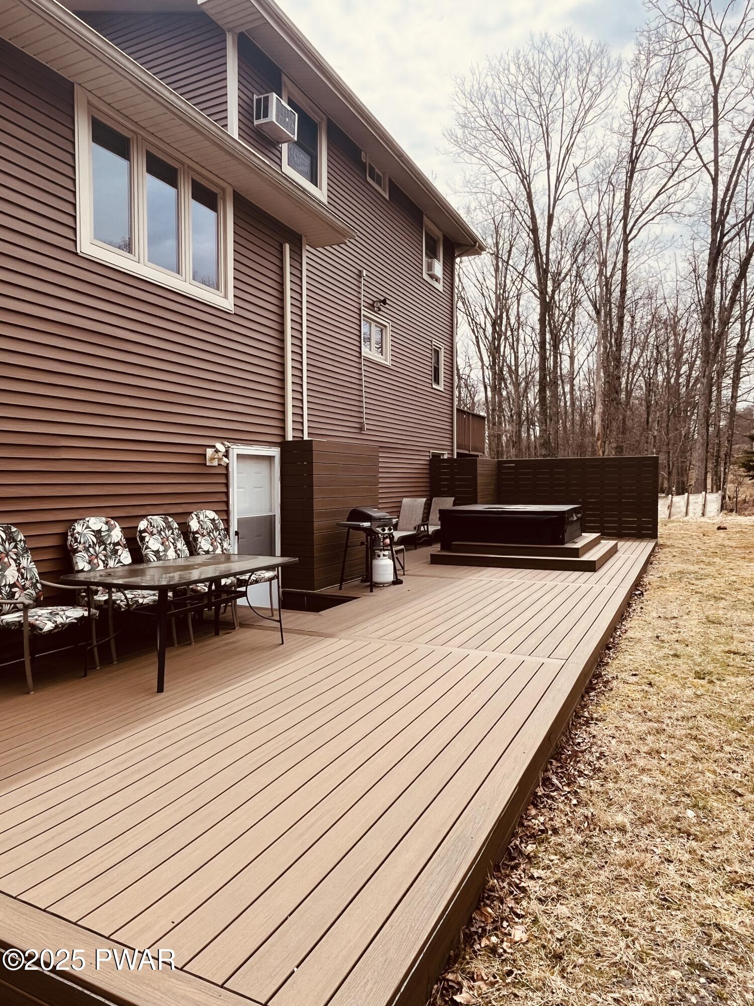 677 West Chipmunk Road Bushkill, PA 18324 - Photo 6 of 53