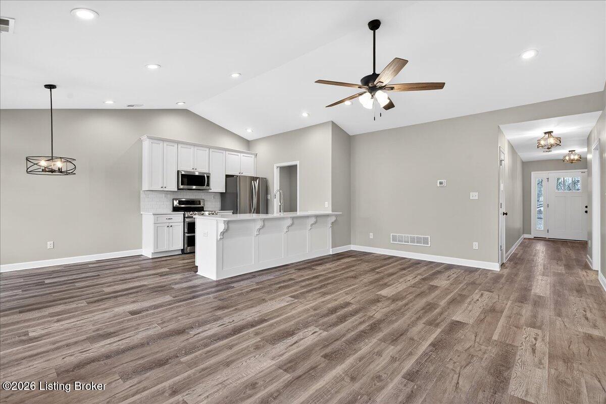 4714 Church Road Louisville, KY 40272 - Photo 6 of 28 03-A7409803