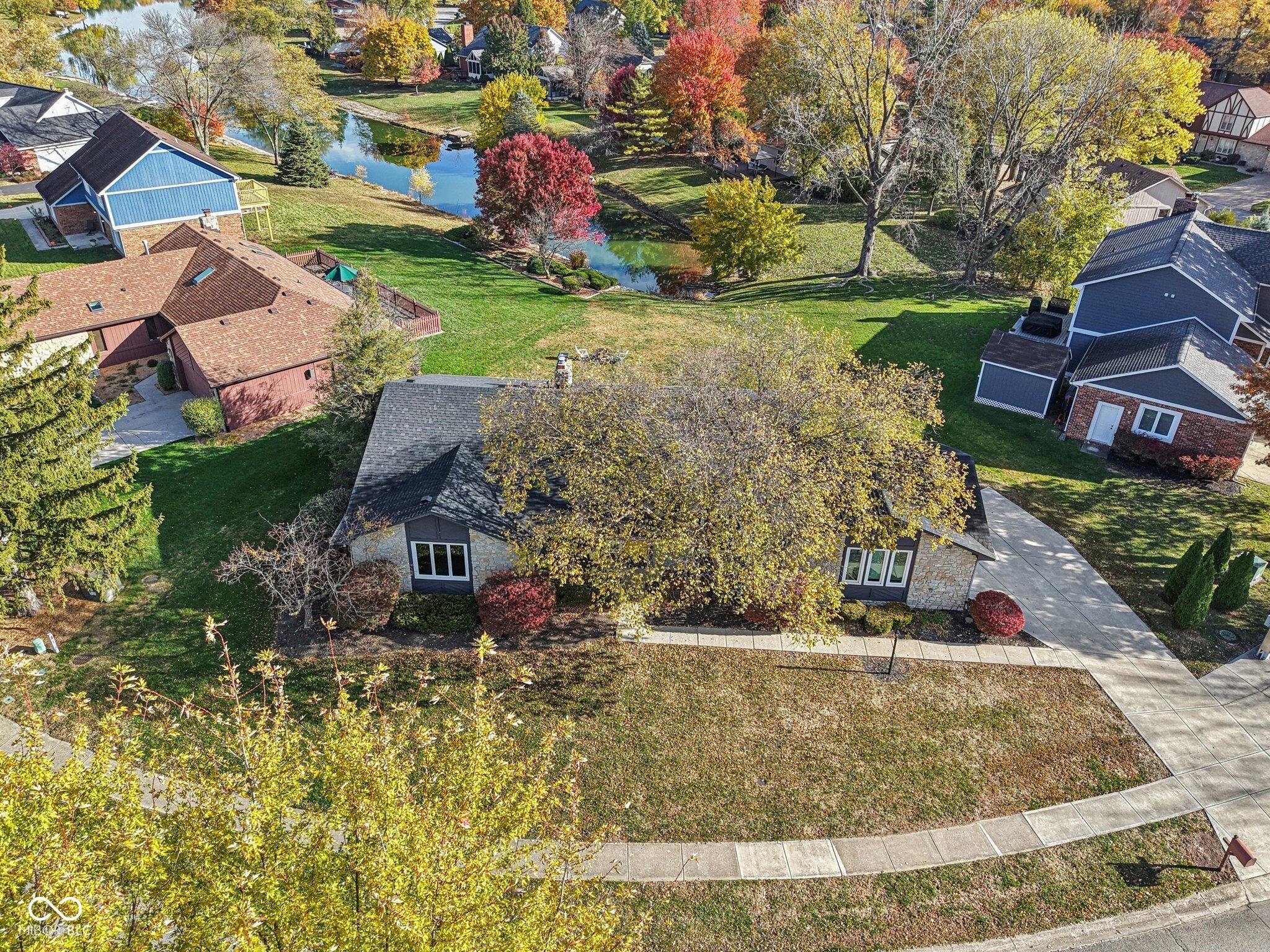 7937 Castle Lake Road Indianapolis, IN 46256 - Photo 38 of 50