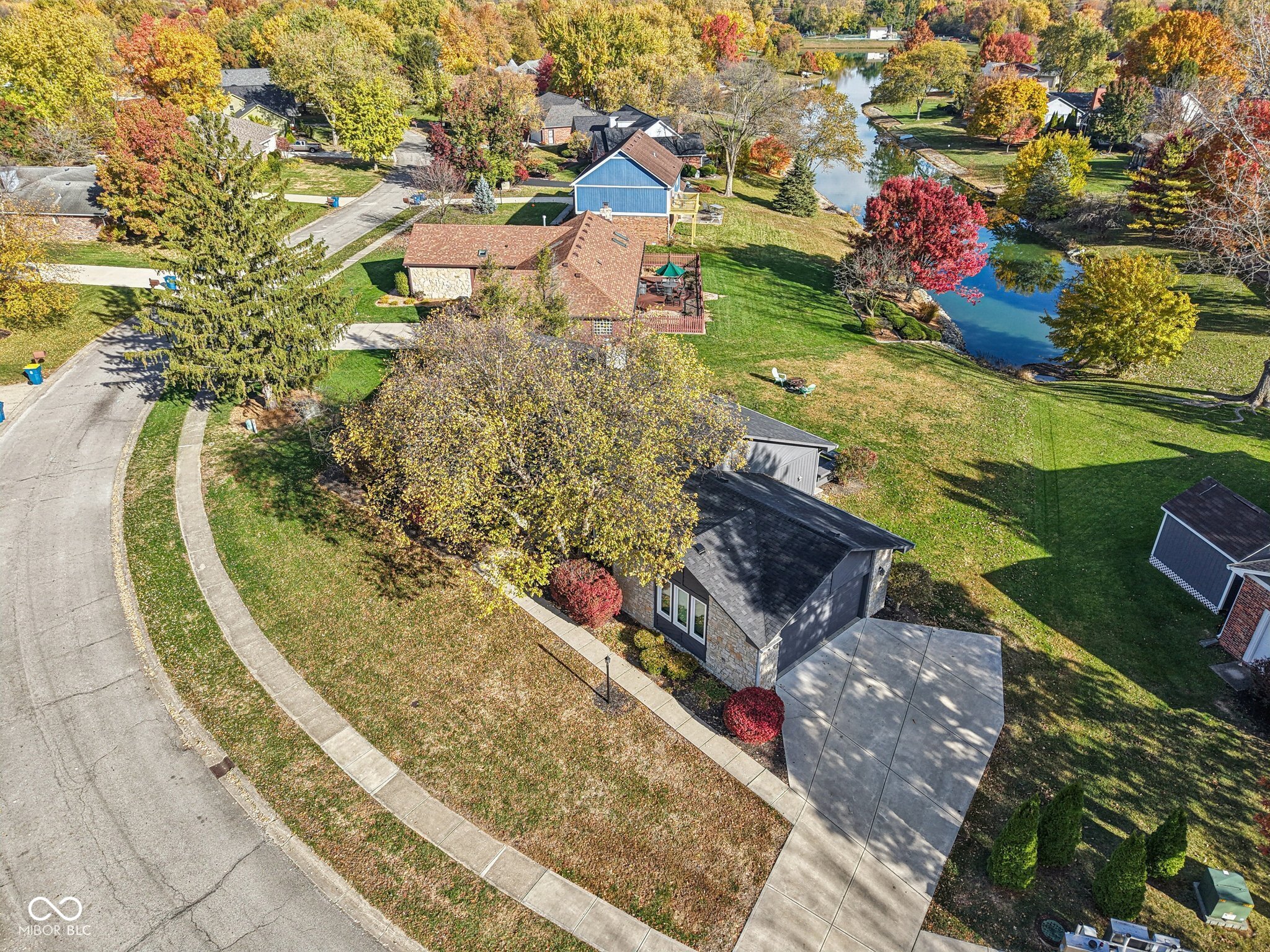 7937 Castle Lake Road Indianapolis, IN 46256 - Photo 39 of 50