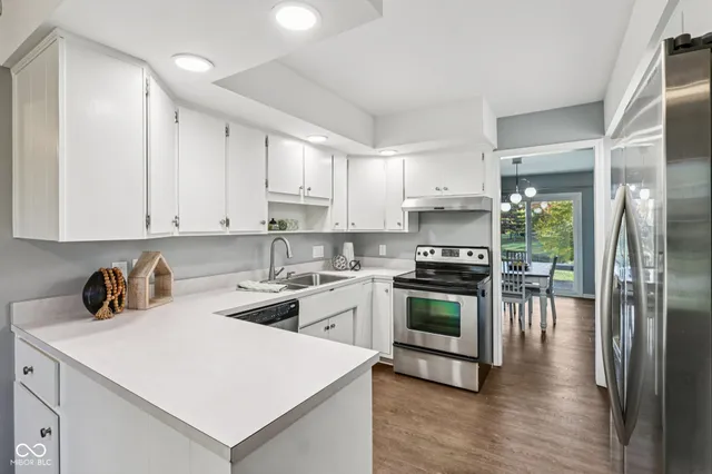 $389,000 | 7937 Castle Lake Road, Indianapolis, IN 46256