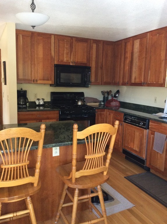 218 Charge Pond Road Wareham, MA 02571 - Photo 4 of 18 Gallery Image 4
