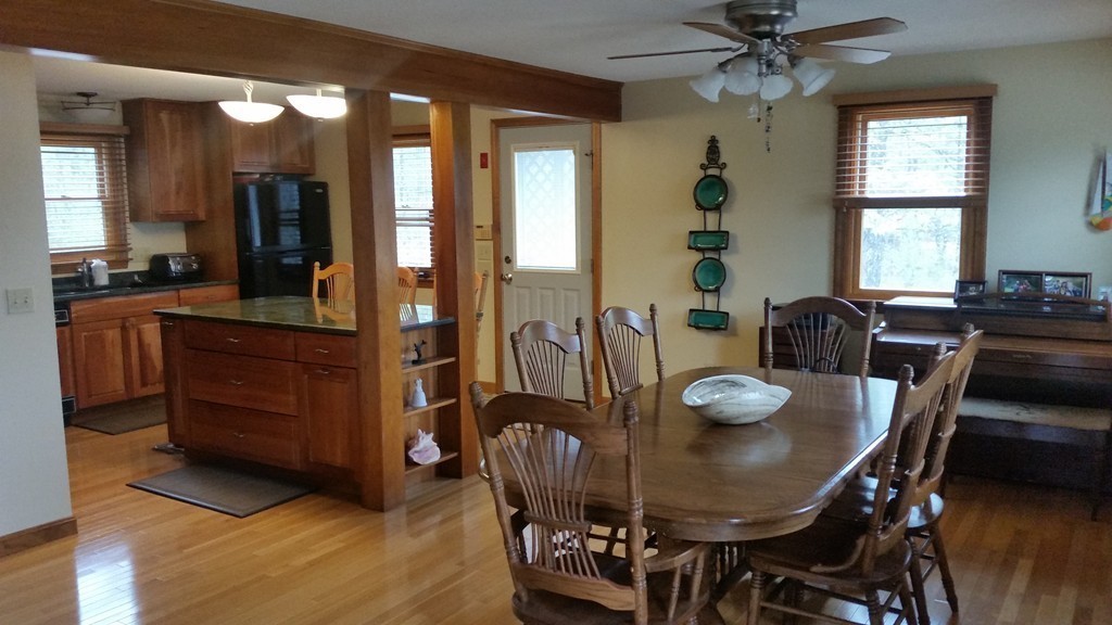 218 Charge Pond Road Wareham, MA 02571 - Photo 5 of 18 Gallery Image 5