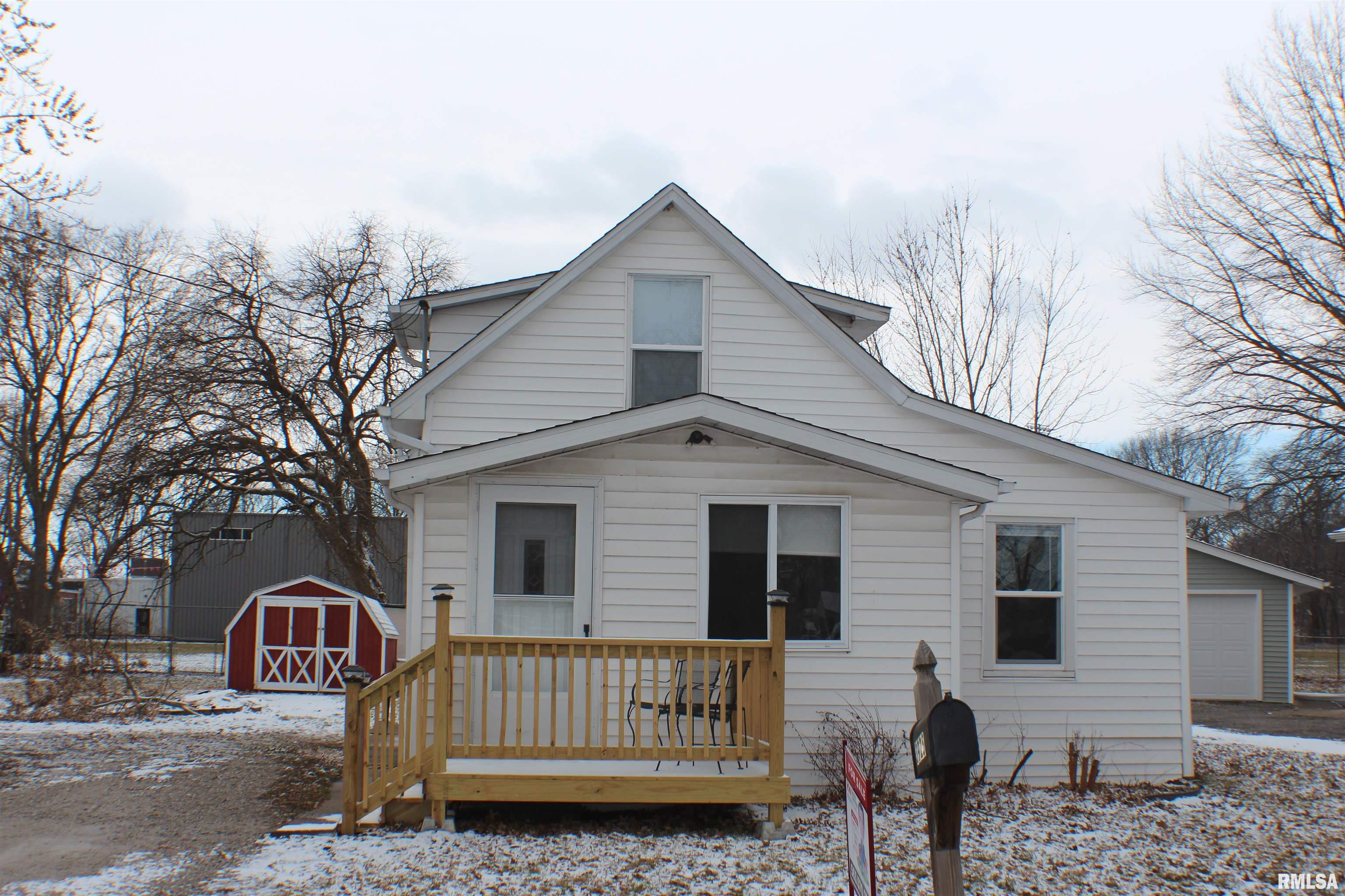 3925 12th Street Moline, IL 61265 - Photo 1 of 18 Gallery Image 1