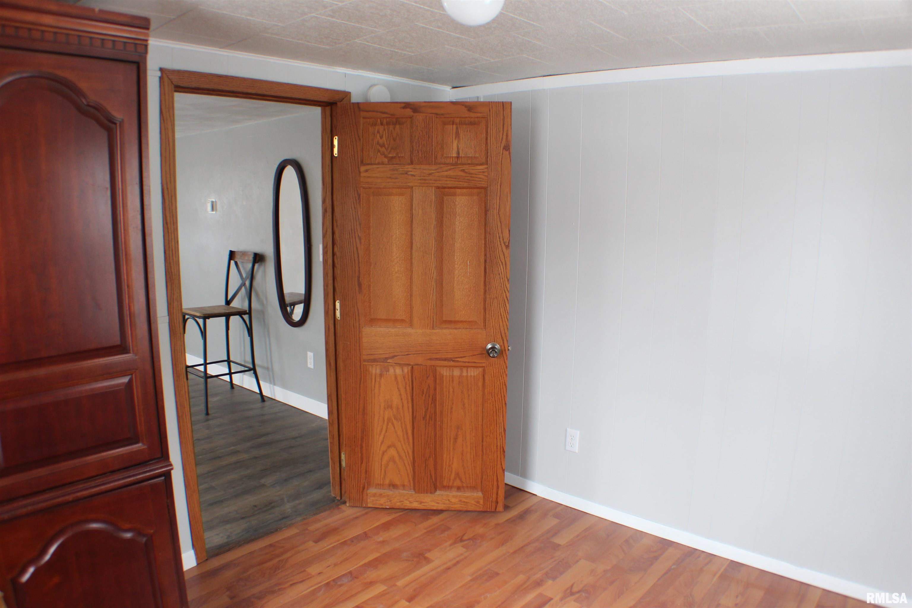 3925 12th Street Moline, IL 61265 - Photo 11 of 18 Gallery Image 11