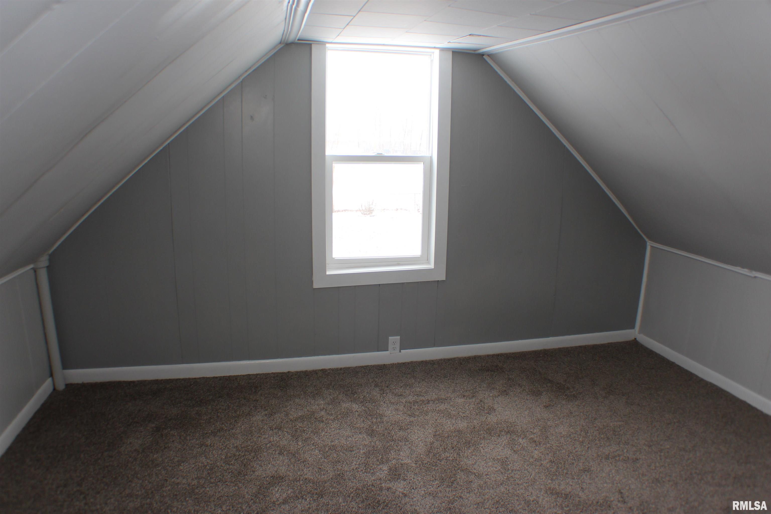 3925 12th Street Moline, IL 61265 - Photo 13 of 18 Gallery Image 13