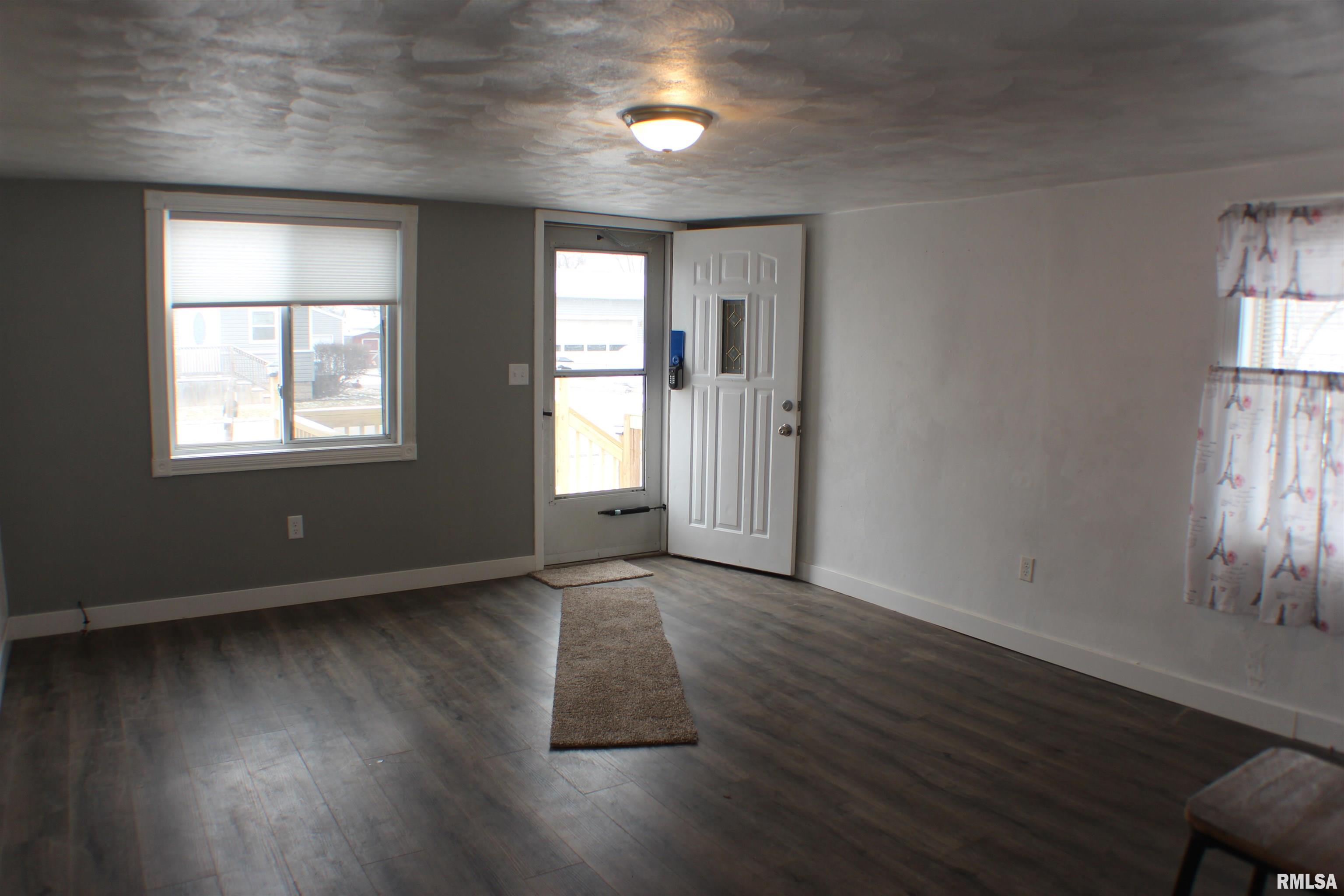3925 12th Street Moline, IL 61265 - Photo 17 of 18 Gallery Image 17