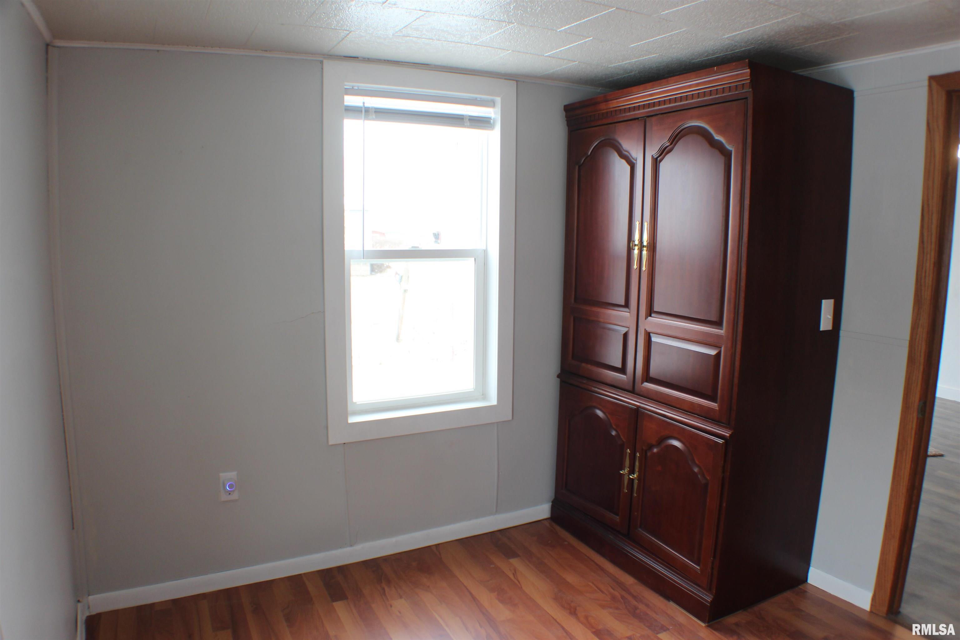 3925 12th Street Moline, IL 61265 - Photo 9 of 18 Gallery Image 9