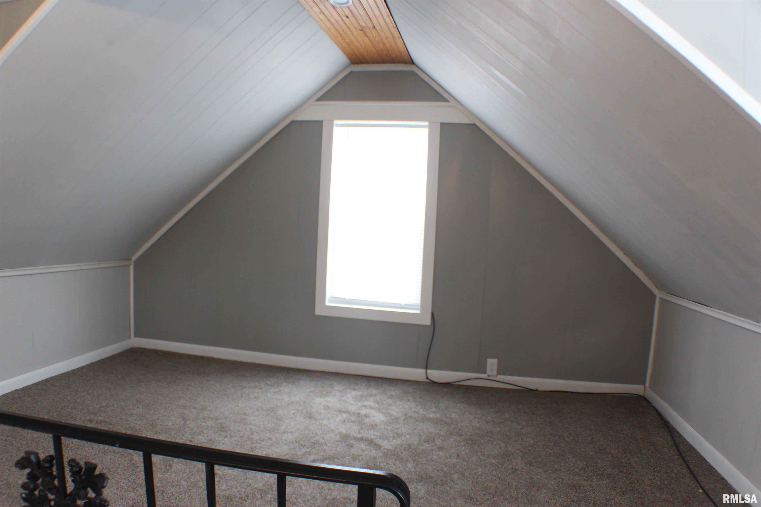 3925 12th Street Moline, IL 61265 - Photo 10 of 18 Gallery Image 10