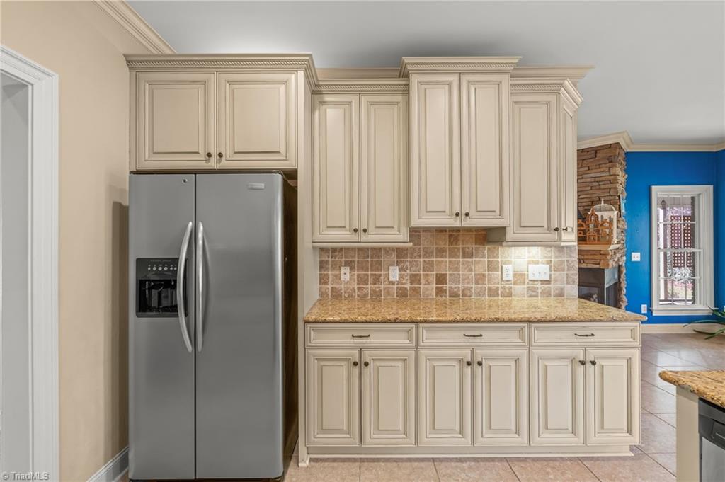 2365 Addison Boulevard High Point, NC 27262 - Photo 17 of 39