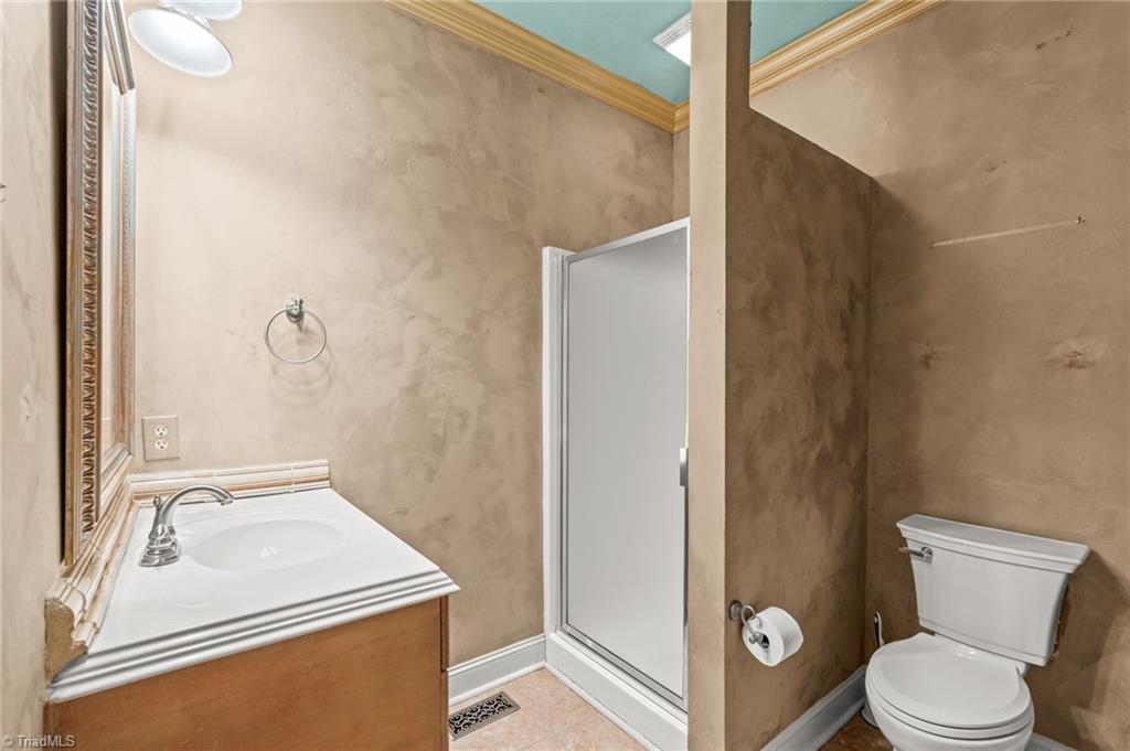 2365 Addison Boulevard High Point, NC 27262 - Photo 27 of 39