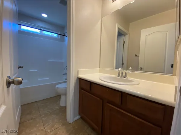 $1,990 | 9332 West Pearblossom Sky Avenue, Las Vegas, NV 89166