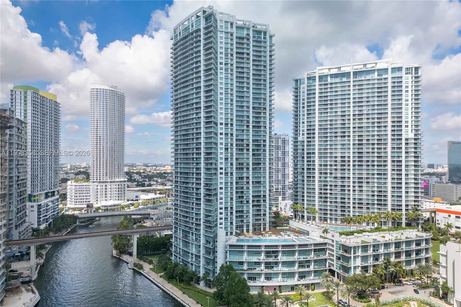 92 Southwest 3rd Street, Unit 3512 Miami, FL 33130 - Photo 55 of 67 a view of a city with tall buildings