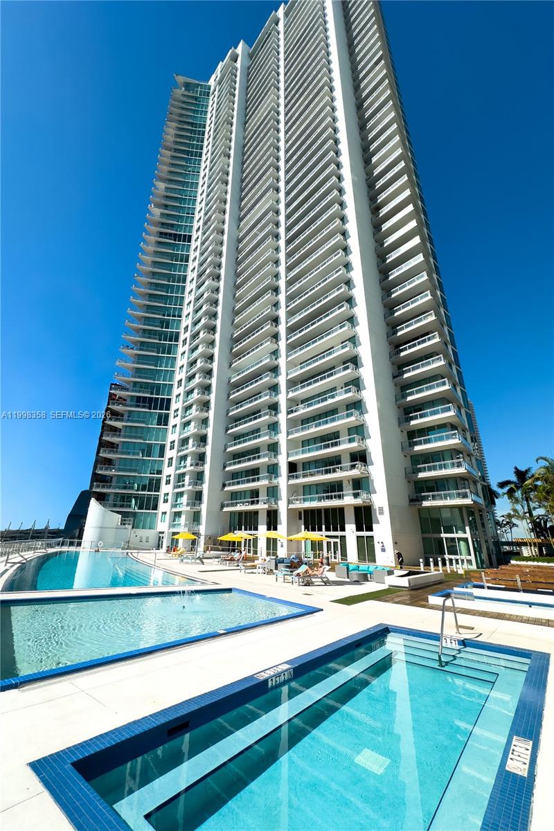 92 Southwest 3rd Street, Unit 3512 Miami, FL 33130 - Photo 64 of 67