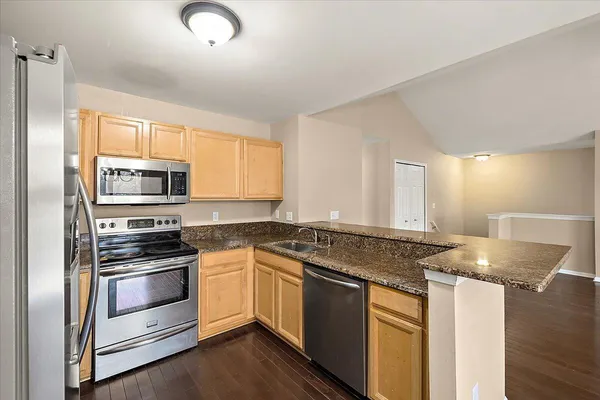 $1,700 | 15915 Morningside, Northville, MI 48168